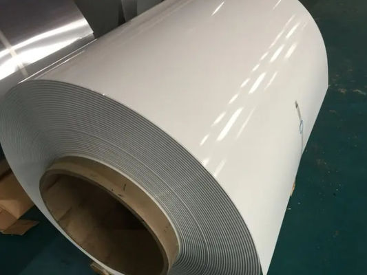 0Spessore di.55 mm Legatura3105 H24 24 Gauge bobina di alluminio preverniciata con vernice PVDF per copertura del patio
