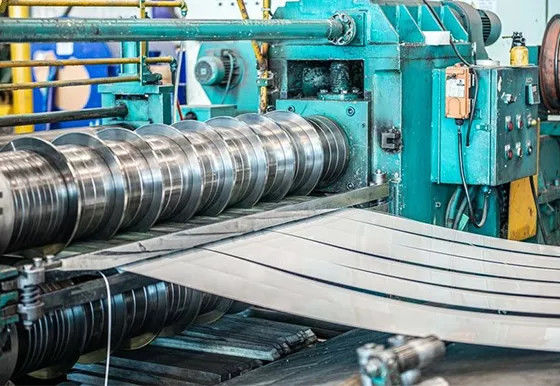 Lamiera di alluminio preverniciata per diversi stili di tetto e fabbricazione di grondaie