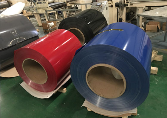 Legatura 3003 Temper H32 Spessore 1,00 mm Bobina di alluminio pre-dipinta per la decorazione del tetto