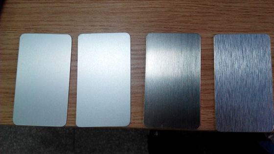 Leggio di bobina di alluminio colorato finito spazzolato 1100 0,55 mm Foglio di alluminio pre-dipinto Per pannello elettrodomestico