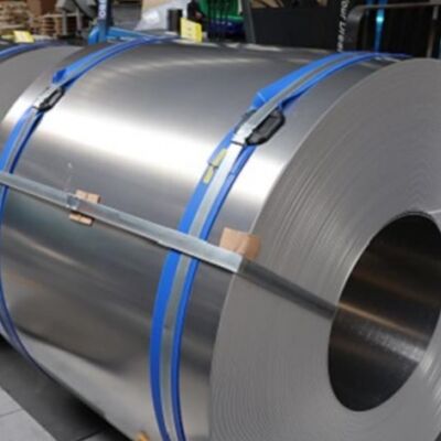 Legatura di alluminio 3003 bobina per tetto e rivestimento. Spessore 0,5 ∼1,2 mm. Larghezza 1000 ∼1250 mm. Rivestito PVDF. Superiore resistenza alla corrosione.